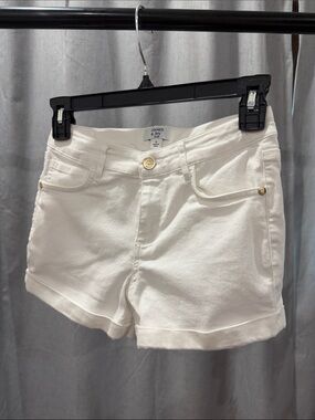 crown & ivy White Roll-Cuff Denim Shorts